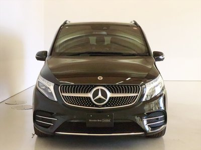 2022 Mercedes-BENZ V-CLASS photo 2