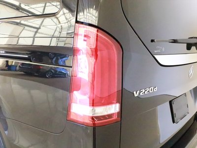 2022 Mercedes-BENZ V-CLASS photo 9