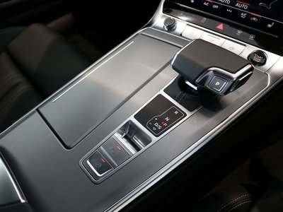 2025 AUDI A6 AVANT — фото 18