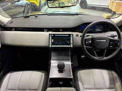 صورة 15 لـ 2024 LAND Rover RANGE ROVER EVOQUE