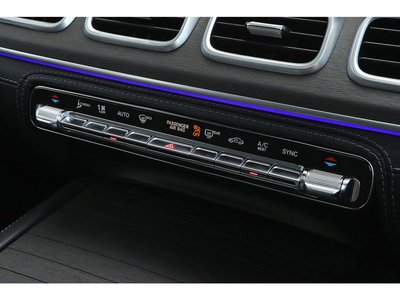 2021 Mercedes-BENZ GLS thumbnail 42