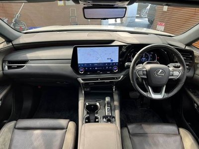 صورة مصغرة 2 لـ 2023 Lexus RX