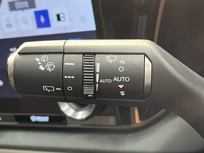 صورة مصغرة 47 لـ 2023 Lexus RX