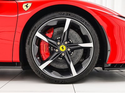 صورة 12 لـ 2023 Ferrari SF90 SPIDER