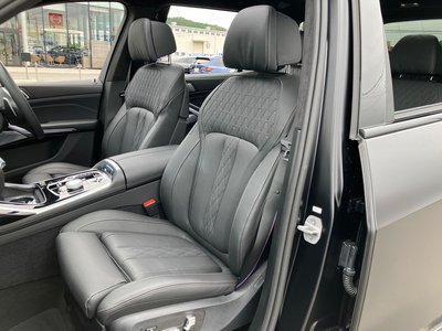 2025 BMW X7 thumbnail 20