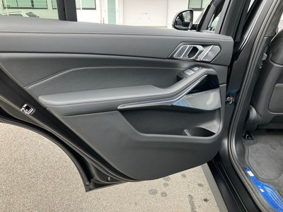 2025 BMW X7 thumbnail 45