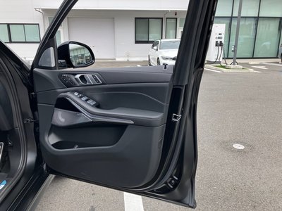 2025 BMW X7 photo 15