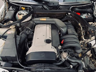 1995 Mercedes-BENZ E-CLASS 缩略图 2