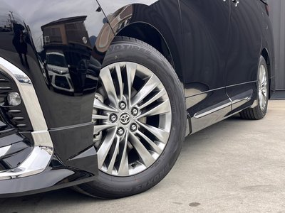 2025 Toyota ALPHARD 照片 8