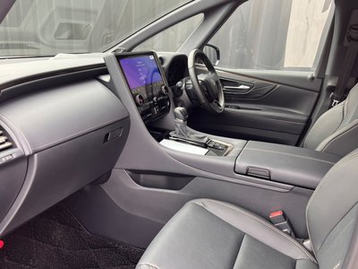 2025 Toyota ALPHARD 照片 17