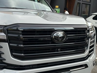2024 Toyota LAND CRUISER 300 照片 36