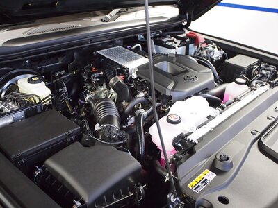 صورة 41 لـ 2025 Toyota LAND CRUISER 250