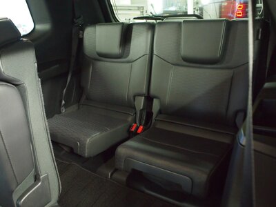 صورة 63 لـ 2025 Toyota LAND CRUISER 250