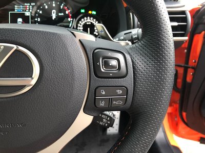 صورة 40 لـ 2015 Lexus RC F