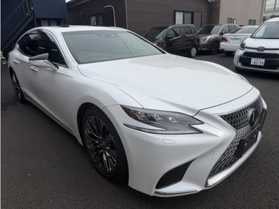 صورة 4 لـ 2018 Lexus LS