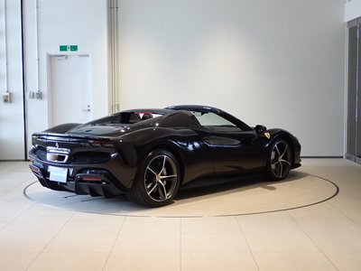 2024 Ferrari 296 GTS 照片 9