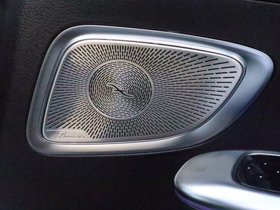 2025 Mercedes-BENZ C-CLASS AMG thumbnail 38