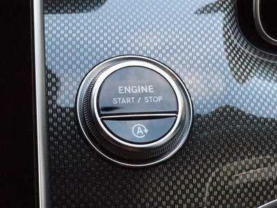 2025 Mercedes-BENZ C-CLASS AMG thumbnail 34