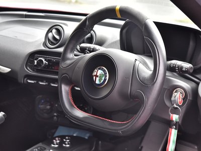 2015 ALFA Romeo 4C — фото 3