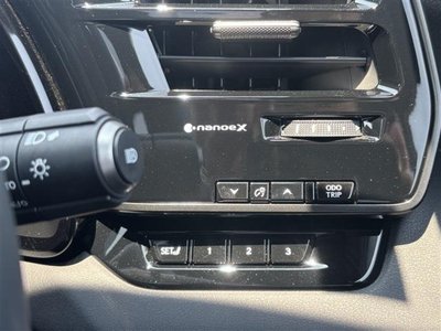 2024 Lexus RX thumbnail 23