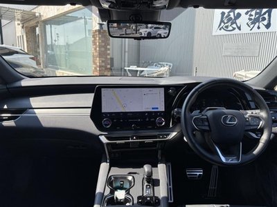 2024 Lexus RX photo 7