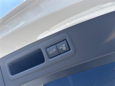 2024 Lexus RX thumbnail 34