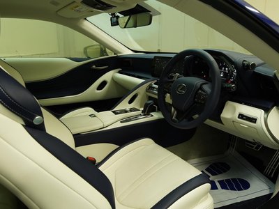 2023 Lexus LC thumbnail 31