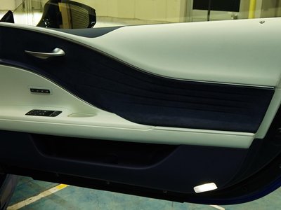 2023 Lexus LC thumbnail 28
