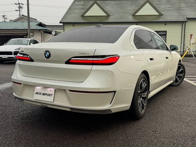 2023 BMW 7 SERIES photo 3