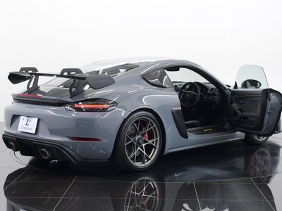 2022 Porsche 718 thumbnail 32