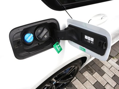 2025 BMW 3 SERIES thumbnail 22