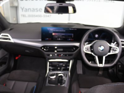 2025 BMW 3 SERIES photo 8