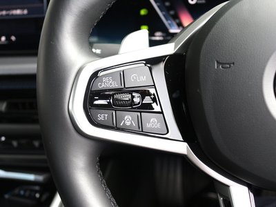 2025 BMW 3 SERIES thumbnail 37