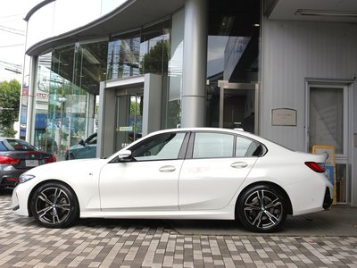 2025 BMW 3 SERIES photo 7