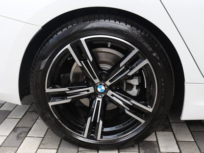 2025 BMW 3 SERIES thumbnail 18