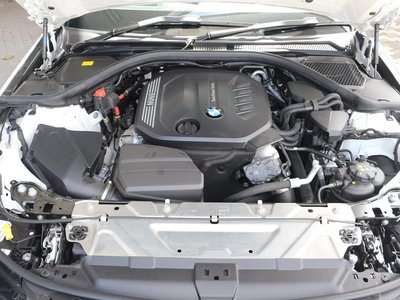 2025 BMW 3 SERIES photo 15