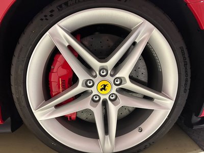 صورة 12 لـ 2025 Ferrari SF90 SPIDER