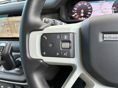 2024 LAND Rover DEFENDER thumbnail 32