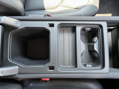 2024 LAND Rover DEFENDER thumbnail 45