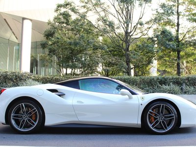 2015 Ferrari 488 GTB 照片 4