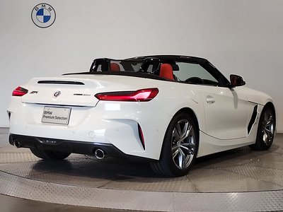 صورة 9 لـ 2023 BMW Z4