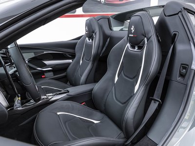 2024 Ferrari 296 GTS — фото 2