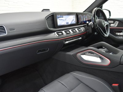 2024 Mercedes-BENZ GLS photo 8
