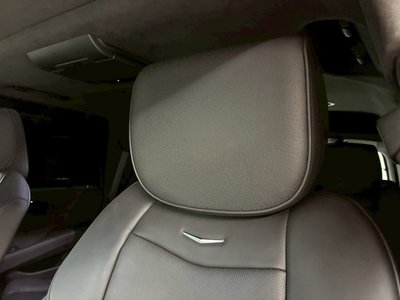 صورة مصغرة 29 لـ 2017 Cadillac ESCALADE