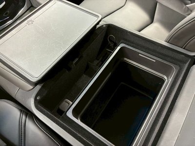 صورة مصغرة 46 لـ 2017 Cadillac ESCALADE