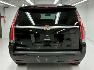 صورة مصغرة 17 لـ 2017 Cadillac ESCALADE