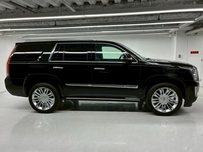 صورة مصغرة 13 لـ 2017 Cadillac ESCALADE