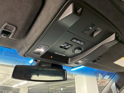 صورة مصغرة 47 لـ 2017 Cadillac ESCALADE
