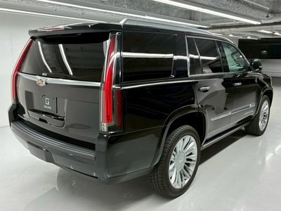 صورة مصغرة 16 لـ 2017 Cadillac ESCALADE