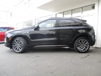 2025 Cadillac XT4 — миниатюра 8